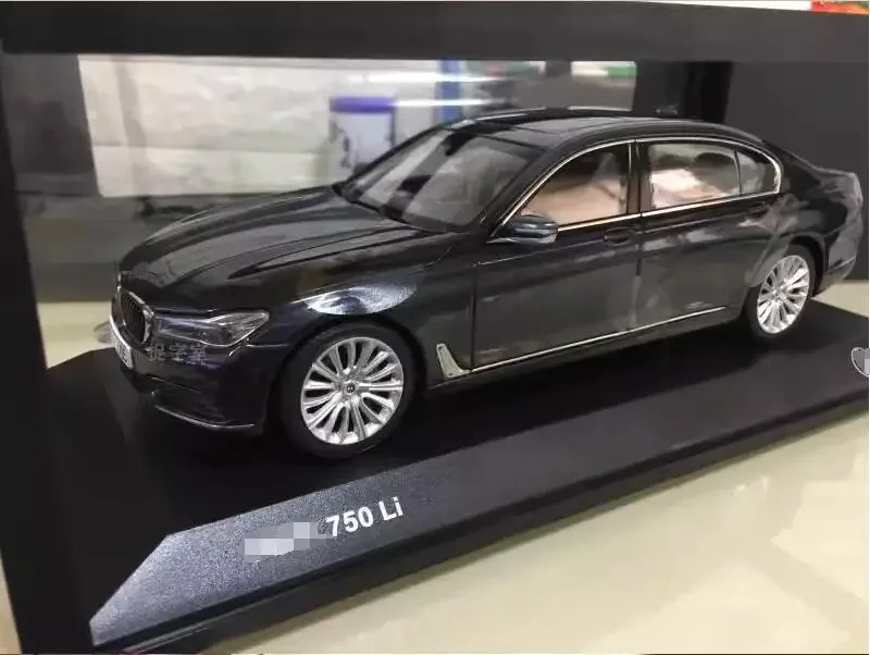 子供のためのダイキャスト車のおもちゃ,1:18,bmw 7シリーズ,750li,g12