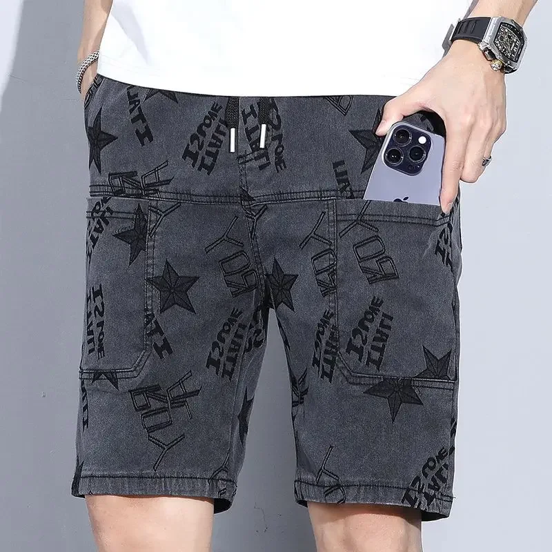 thumbnail image 1 of Pantalones cortos de mezclilla para hombre, talla grande, negros, de gran tamaño, con gráficos, pantalones cortos para hombre, tendencia XL 2024, elásticos, XXXL, botones Harajuku, corte fino, 1 of 5