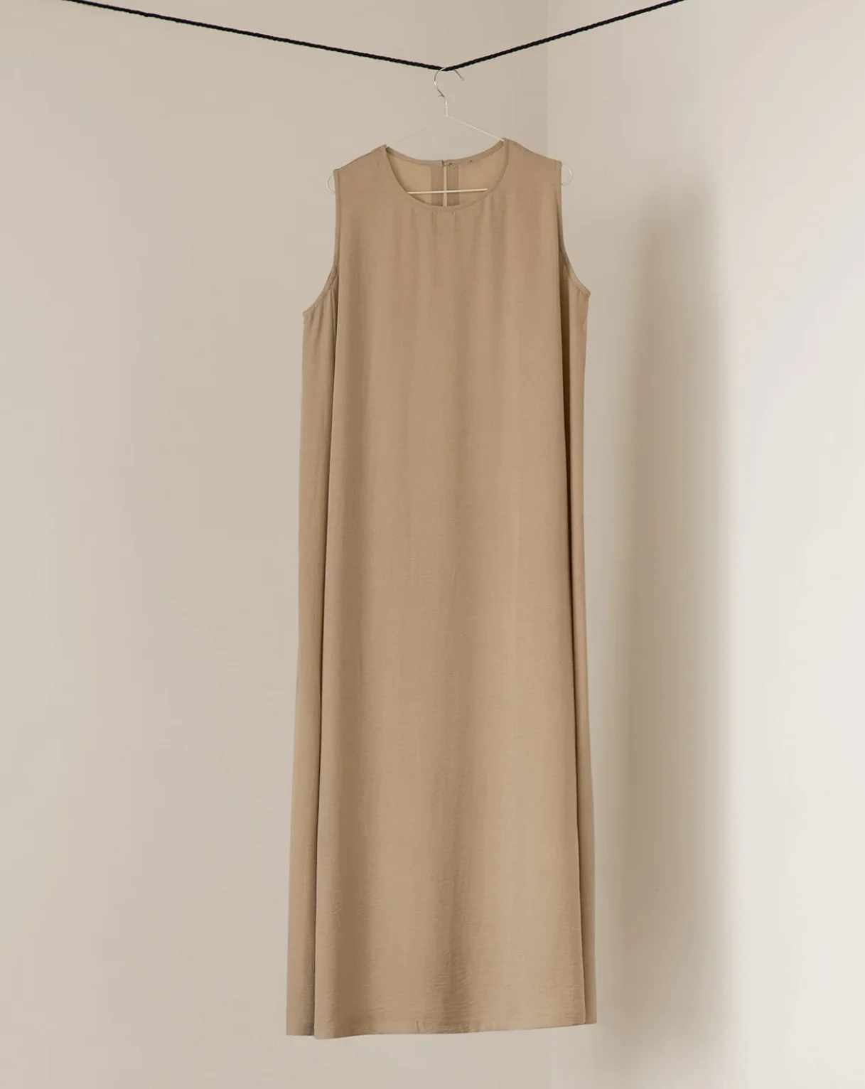 Ramadan Solid Crew Neck Sleeveless Loose Abayas, Elegant Simple Ruffle Hem Maxi Tank Dress, Women's Clothing Kebaya Kaftan