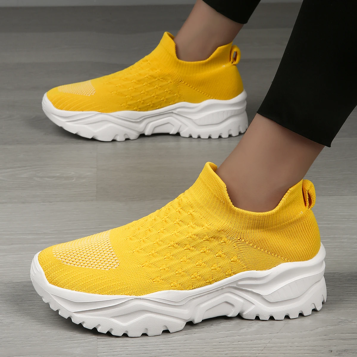 Women Casual Sport Shoes Light Sneakers Women's White Outdoor Breathable Mesh Black Running Shoes Athletic Jogging Tennis