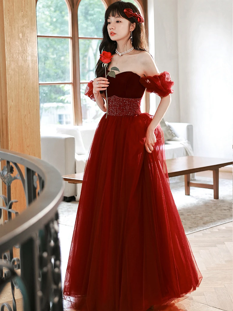 

Wine Red Cocktail Dresses Ruched A Line Off Shoulder Lace Up Beading Long Woman Strapless Evening Party Prom Gown Quinceanera