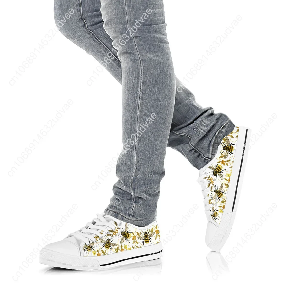 Women Casual Flats Cute Bee Pattern Low Top Canvas Sneakers Lady White Flat Shoes Plus Size To 45/46