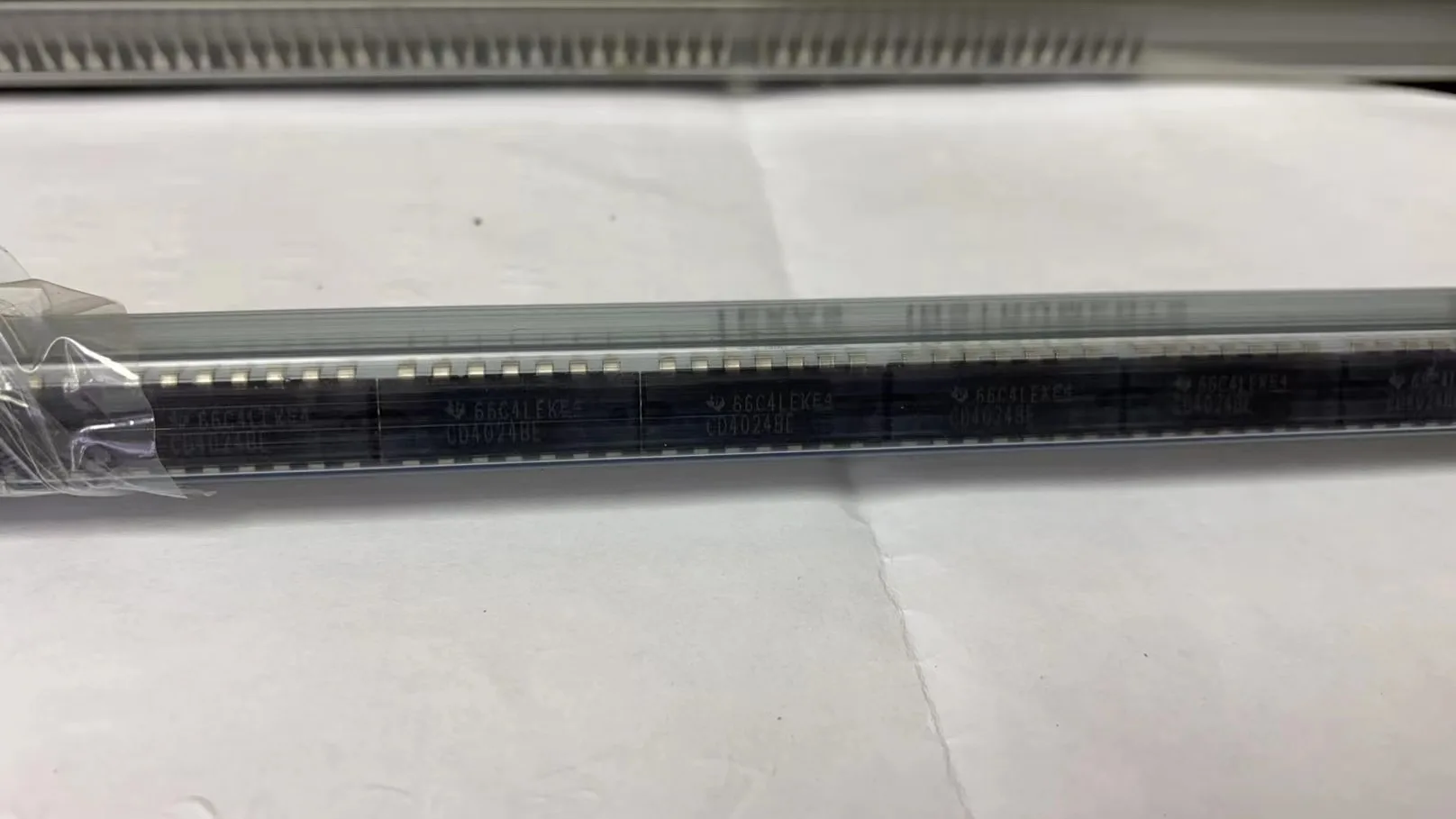 

Чип CD4024BE BOM Match/one-stop