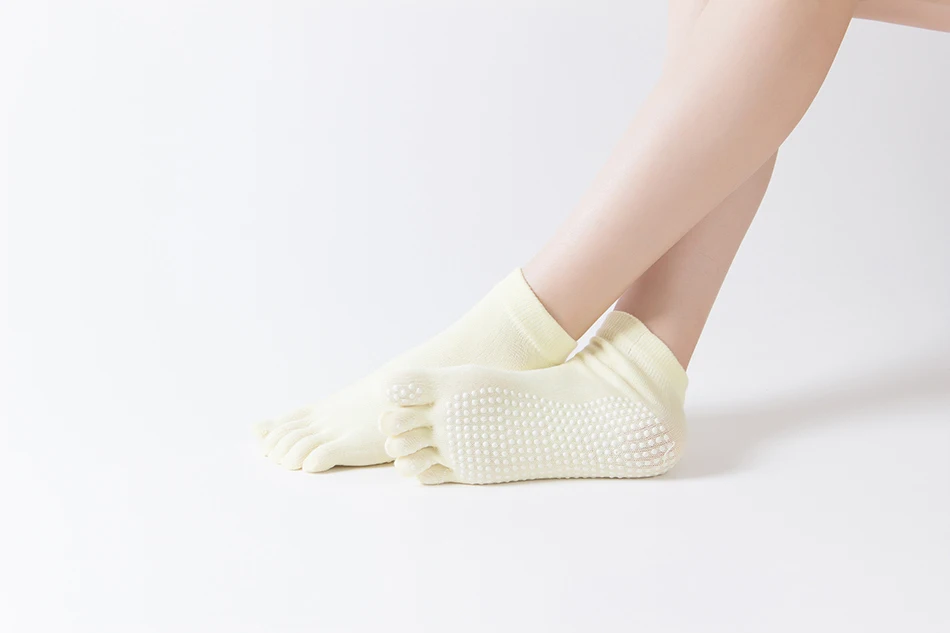 WOSWEIR 1 Pair Women Sports Yoga Socks Five Finger Slipper Anti Slip Lady Pilates Ballet Heel Professional Dance Protector 10 S5ab4595f10a74e21af82e06e034fbebet