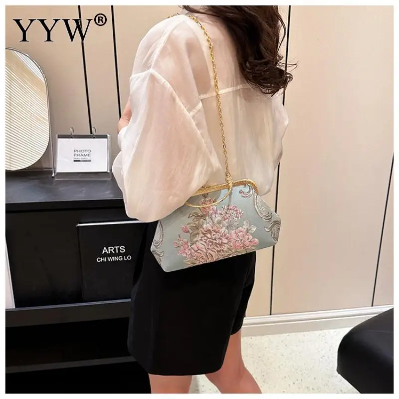 Metal Top Handle Clutch Handbag Fashion Chinese Embroidered Floral Prom Cocktail Party Evening Purse for Women Shoulder Soft Bag
