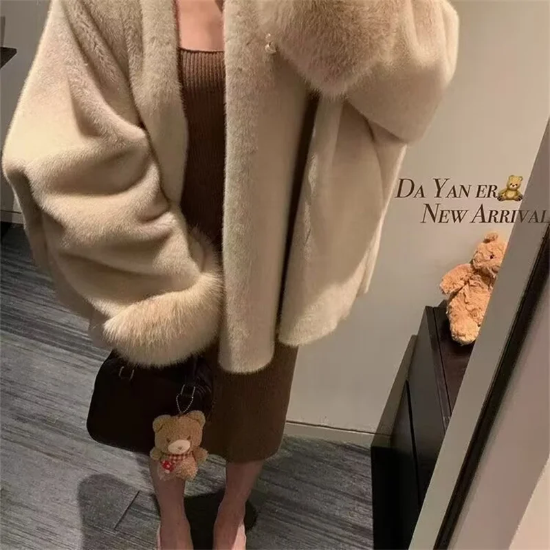 Mink Fur Coat Image 2