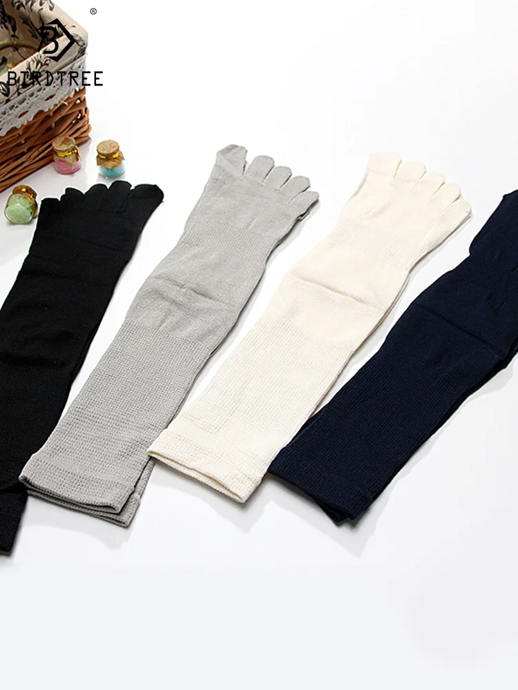 

Birdtree 5 Pairs/Lot Real Silk Five Finger Socks Men Sport Seamless Breathable Odor Resistant Quick Dry High Sleep Toe U35011M