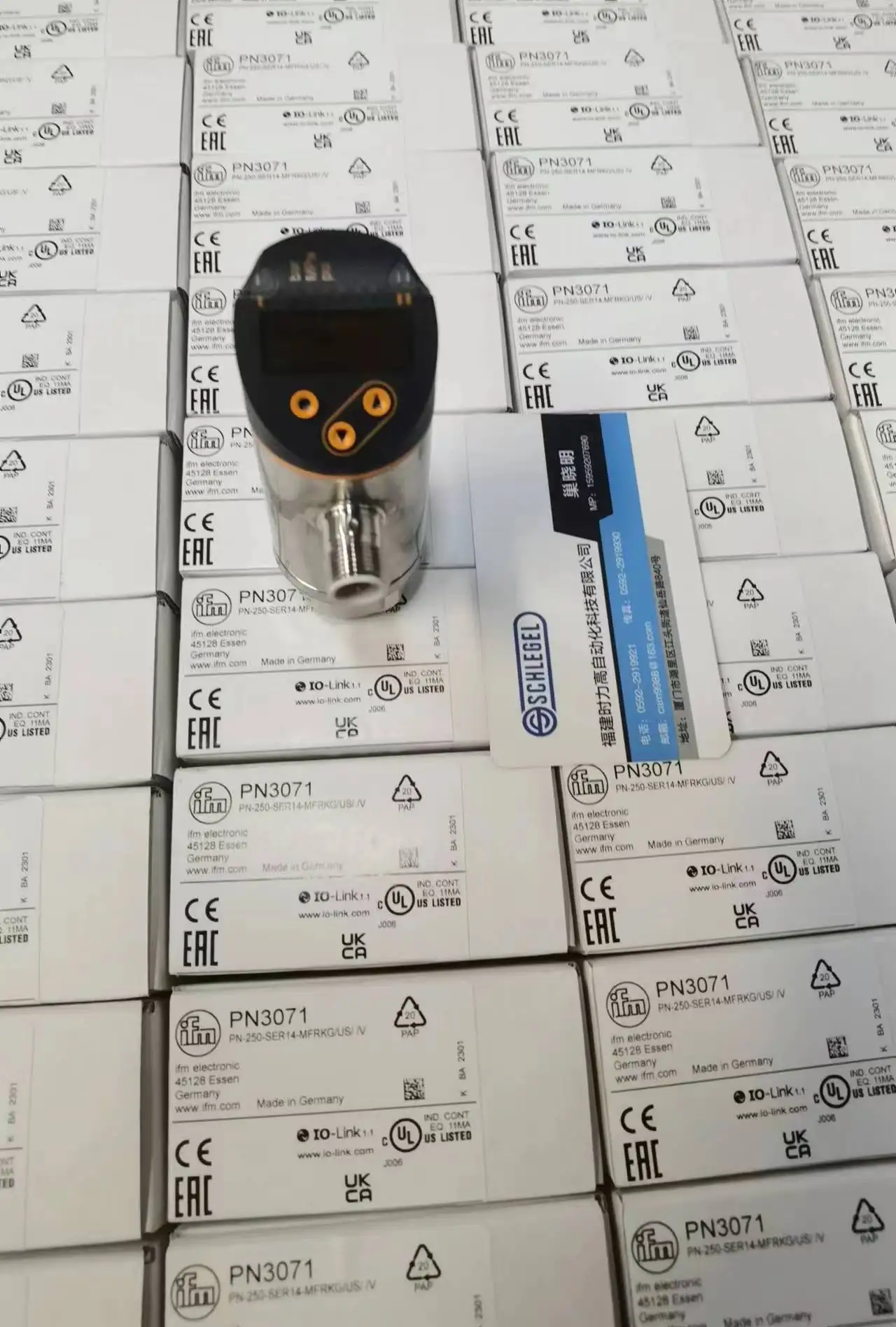 

Размещение датчика фотоосвещенности IFM PN 3070 PN 3071 PN 3092 PN 3093 PN 3094