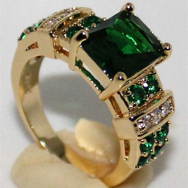 18K Gold Fashion Luxury Popular Emerald Green Zircon Female Diamond Ring |