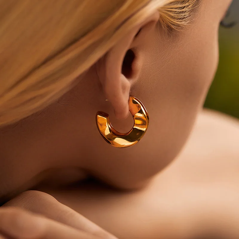 

PAPERPLUS | Gold Hoop Earring for Women Fashion Wavy Medium Metal Punk Earring European Style Girl Hip Hop Jewelry New for Party