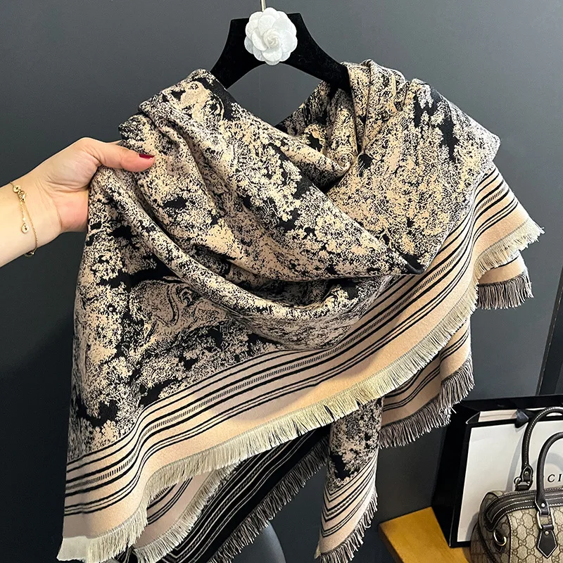 128*130cm Autumn Winter New Luxury Design Square Scarf Women Outdoor Keep Warm Thick Designer Soft Imitated Cashmere Scarf Lady