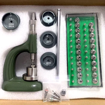 strumenti per orologi, macchine per l'installazione di gioielli, orologi in metallo, occhi di pietre preziose, macchine per occhi di pietra, utilizzate da watchm