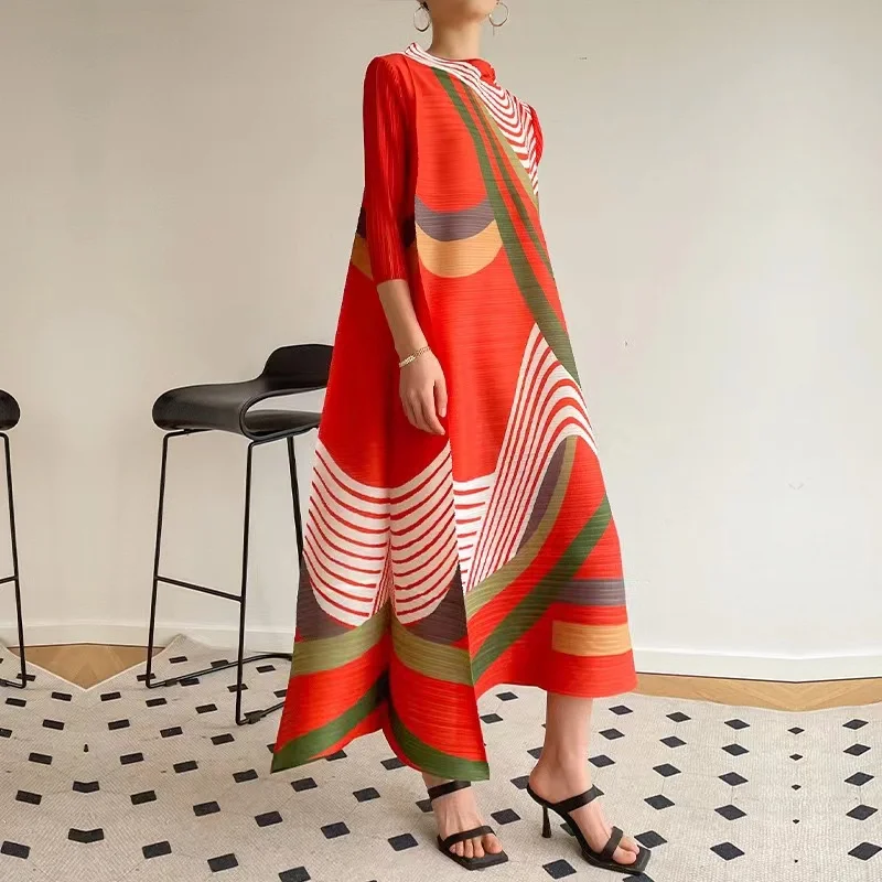 

GGHK Miyake Pleated Colorblocking Striped Loose Plus Size Women Dress Round Neck Loose Fashion Retro Elegant Design Dresses