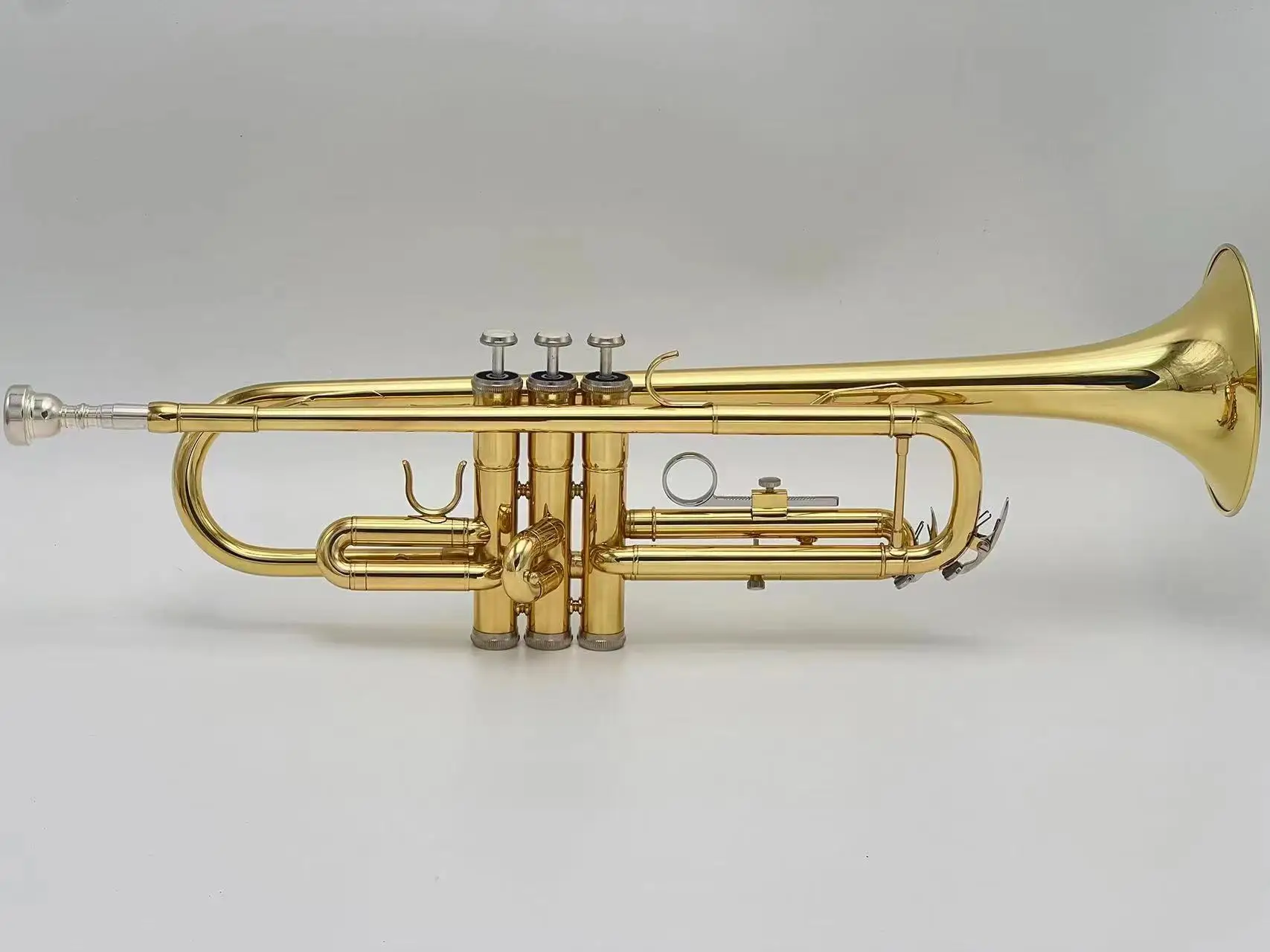 8335 Bb Trumpet B Flat Brass Silver Plated Professional Trumpet Musical Instruments with Leather Case