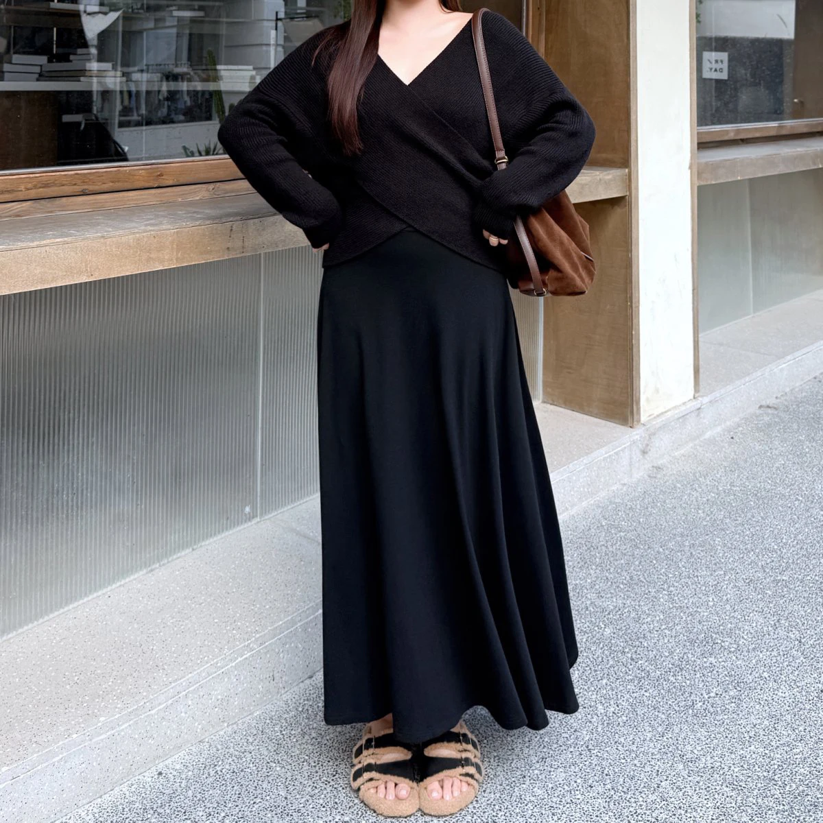 XXXXL Fashion Plus Size Women Skirts Premium Minimalist Black High Waist Velvety A-Line Ball Gown Bottoms For Winter 9336