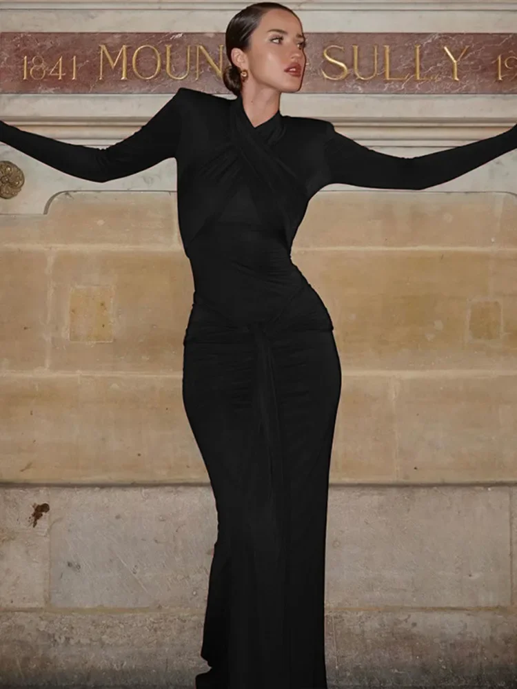 Рисунок 4 - Женское облегающее Платье макси с длинным рукавом