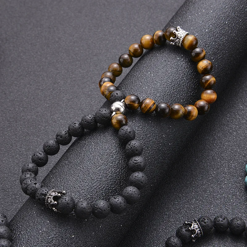 

2023 8mm White Pine Volcanic Stone Jewelry Men and Women Zircon Crown Bracelet Set Natural Stone Gravity Magnet Couple Bracelets