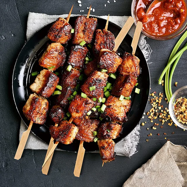 100Db Természetes Bambusz Nyárspálcák, Fa Barbecue Nyársai Előételekhez, Gyümölcsökhöz, Kolbászhoz, Harapnivalók - Bbq Kiegészítők - Image 3