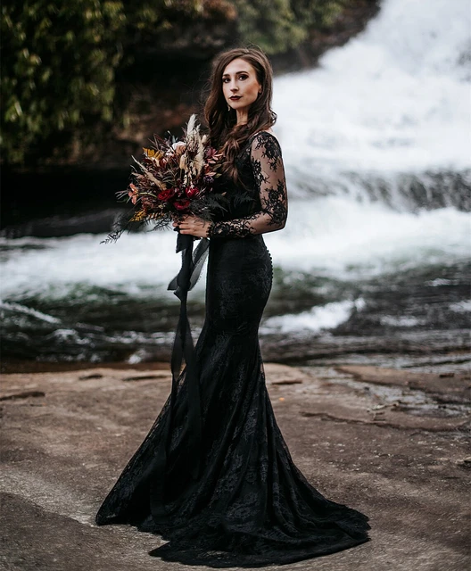 Black Gothic Wedding Dresses Long Sleeves V-Neck Lace Mermaid Bridal Gowns Vintage Sexy Backless Country Bride Wear Customized 1