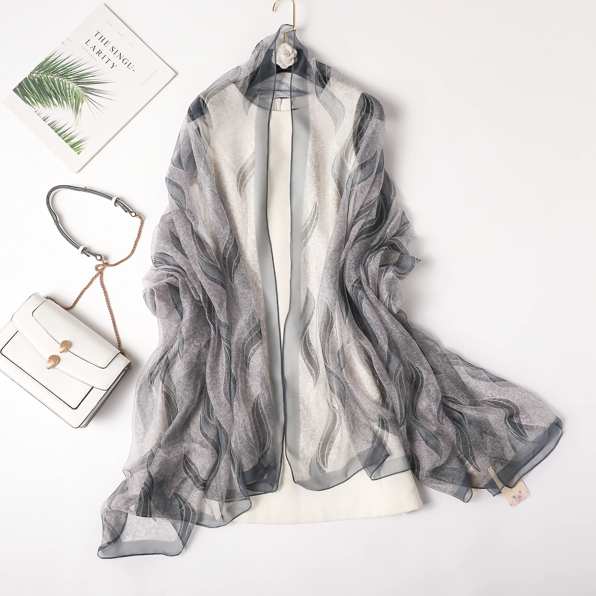 2025 Fashion Silk Scarf Women Foulard Thin Stoles Beach Travel Tippet Floral Long Veil Shawl Luxury Scarves Soft Premium Pareos