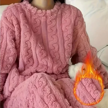 Women’s Cozy Velvet Pajama Set 1
