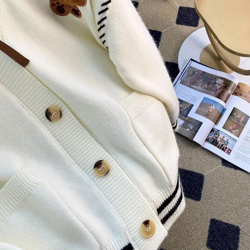 Little Bear Cardigan Jacket, Autumn and Winter New Style, Loose and Gentle, Women's Knitted Top, Outerwear Women's Clothing