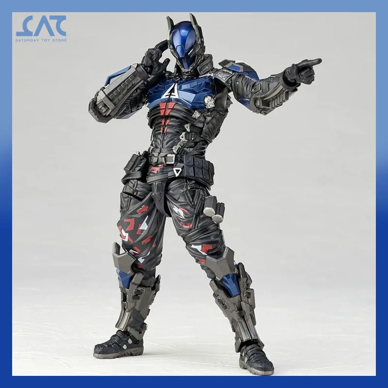 

17cm Arkham Knight Action Figure 024 Batman Figures Bruce Wayne Figurine Joint Mobility Pvc Models Statue Ornament Toys Gifts