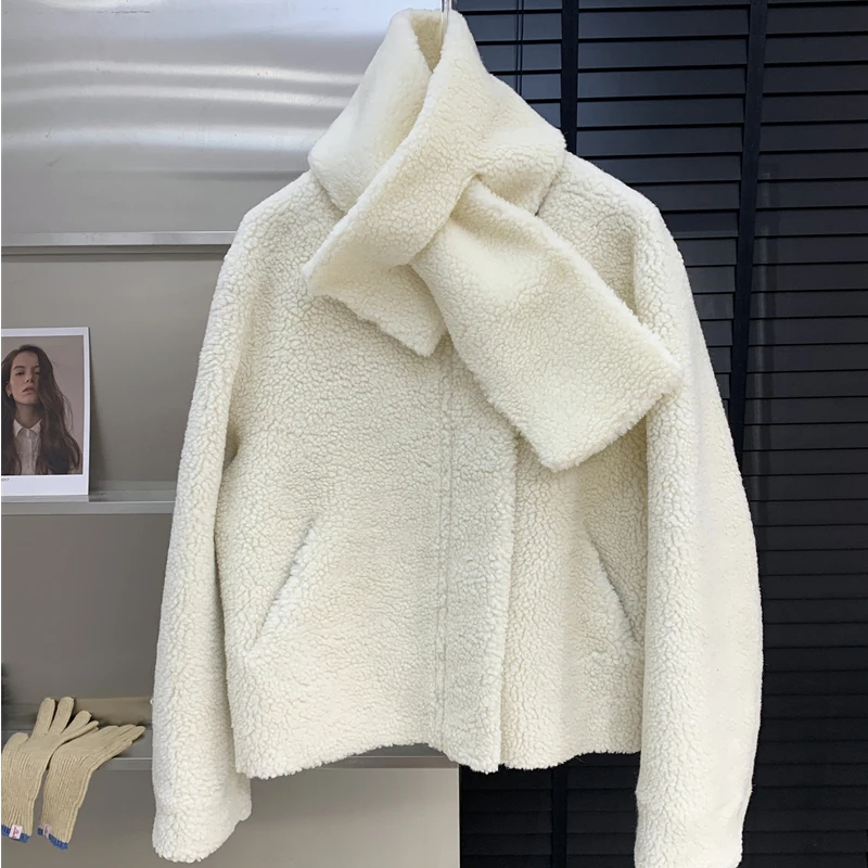 

Women's Winter Jacket Thickened Lamb Wool Coat Short Round Neck Coat + Scarf Retro Fashionable Pure White Coat Korean Style Coat