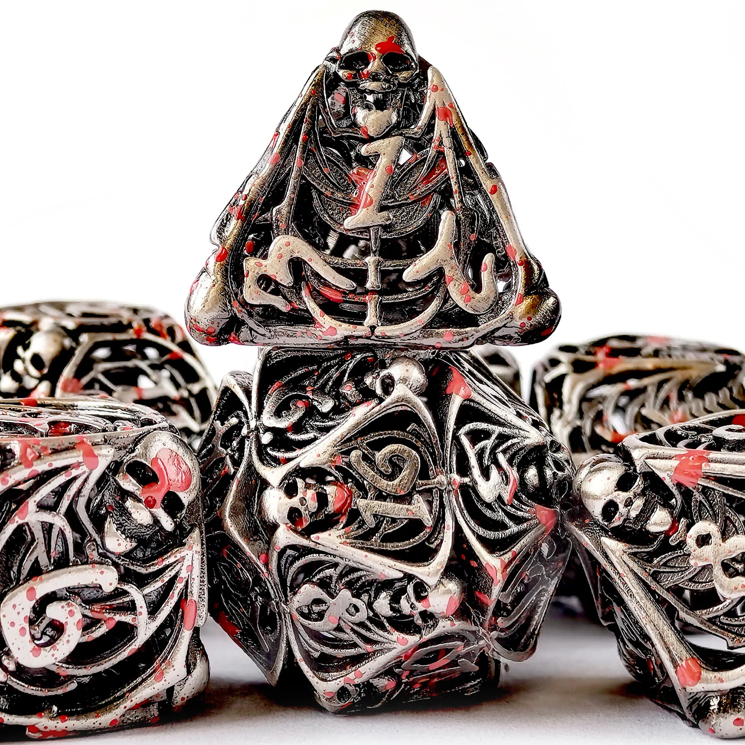 DND Metal Set Dice 7 Role Playing Dice Skull Feature, Hollow Metal D&D Dice Dungeon and Dragon 2