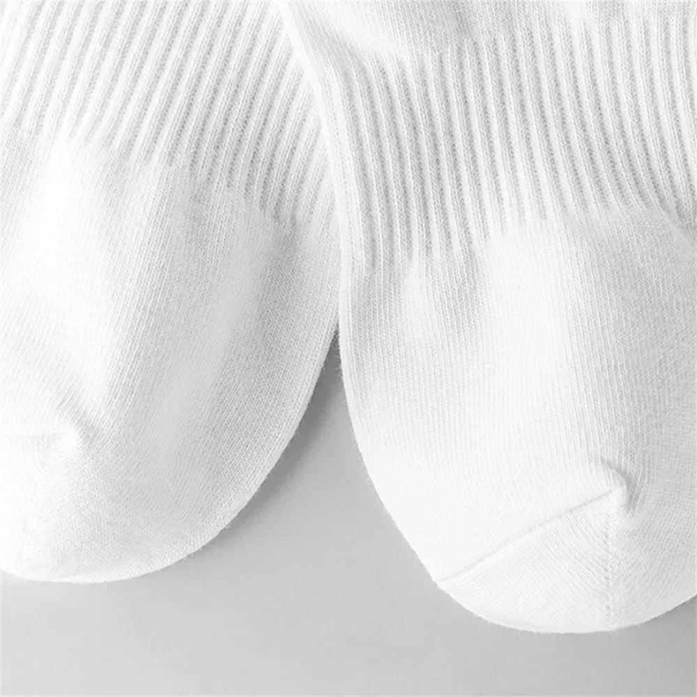 Premium Cotton Unisex Ankle Socks - Classic Black & White, High-Quality Summer/Autumn Collection (10 Pairs)