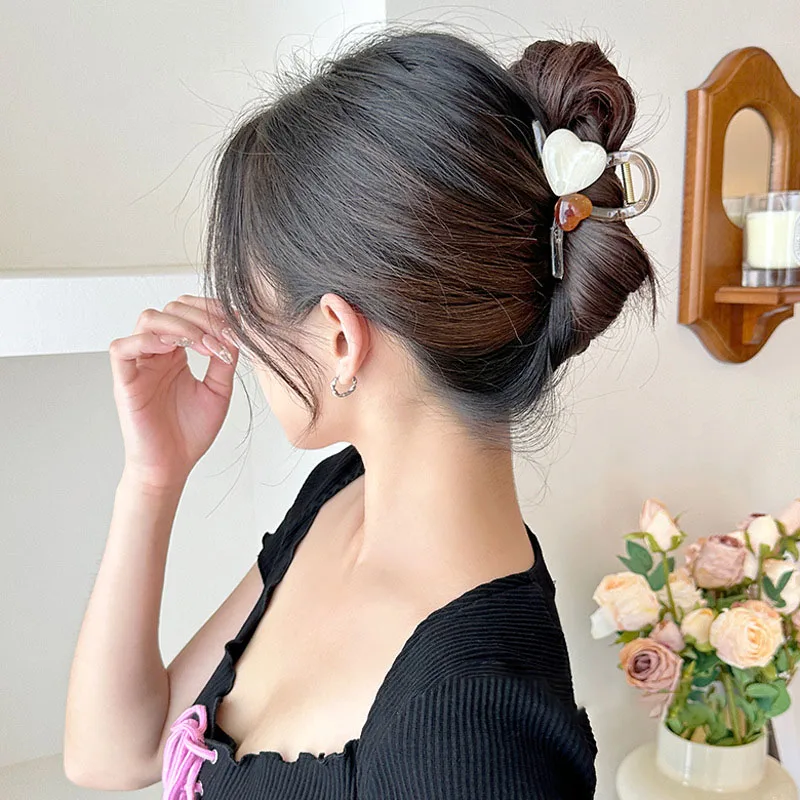 

Fashion Sweet Acrylic Colorful Love Heart Hair Clip Hairpin Simple Personality Ponytail Claw Clip Women Girls Hair Accessories