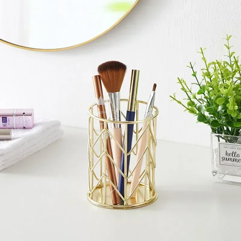 Cosmetics Makeup Brushes Storage Box Cylindrical Case Storage Lipstick Brush Pen Holder Organizer Wrought Iron Pen Storage 2
