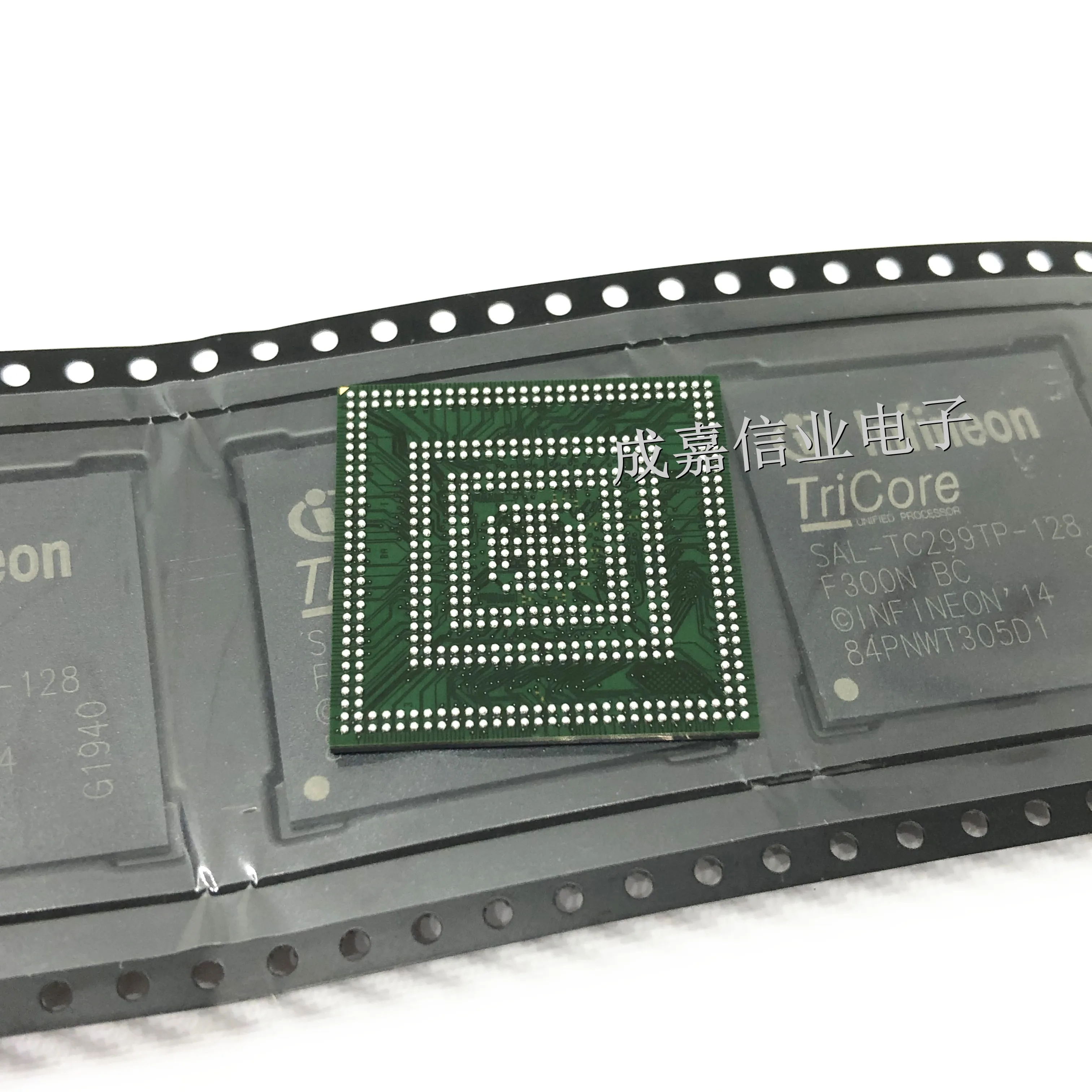 1개/로트 SAL-TC299TP-128F300N BC LFBGA-516 32비트 마이크로컨트롤러 - MCU 300MHz