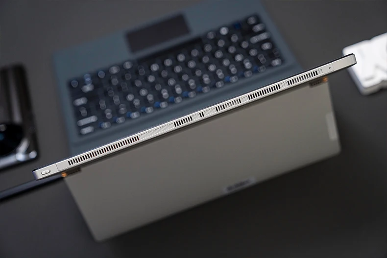 Ultraslim 2-IN-1 Tablet PC, 12th Gen Intel Core i7, 16GB RAM, 512GB SSD, 13