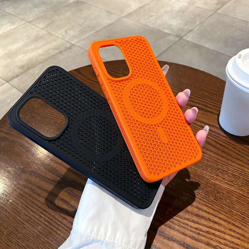 Magnetic Honeycomb Heat Dissipation Breathable Cooling Phone Case