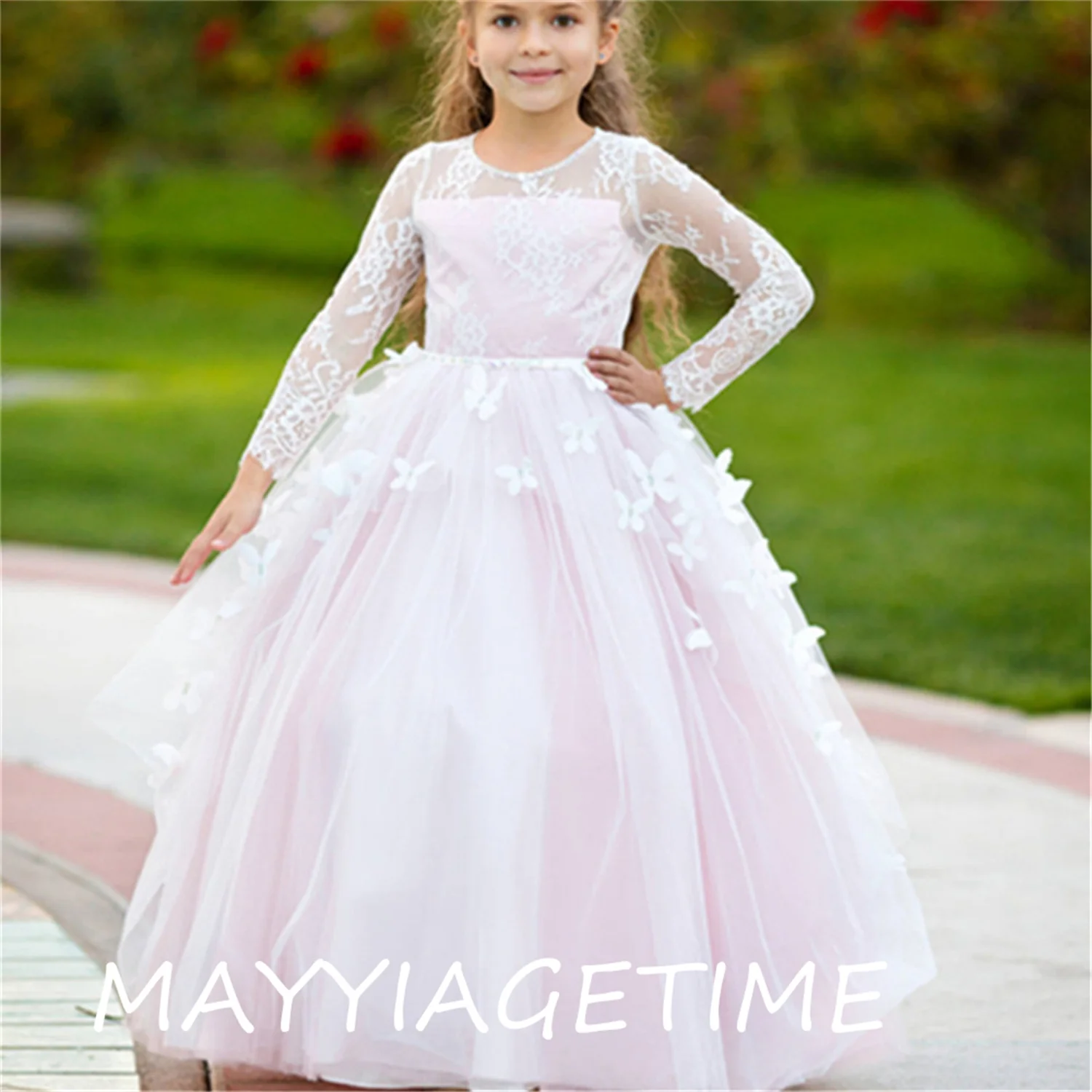 

Flower Girls Dresses High Quality Lace Appliques Beading Ball Gowns Beading Floor Length Pageant First Communion Dresses