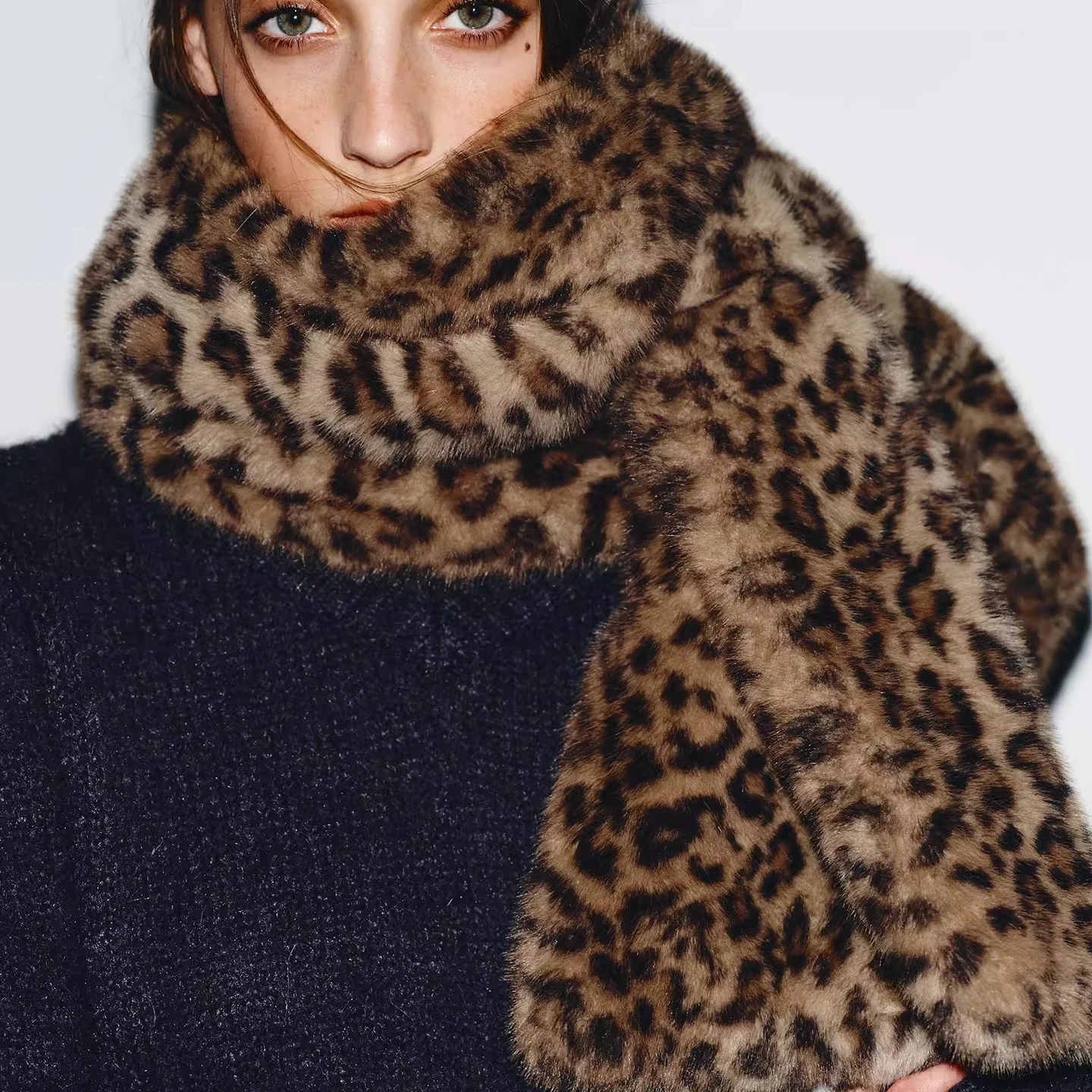 Women's Faux Fur Hat Scarf Set Autumn 2025 New Sle Artificial Leather Hat with Scarf Two-Piece Ensemble Faion Accories