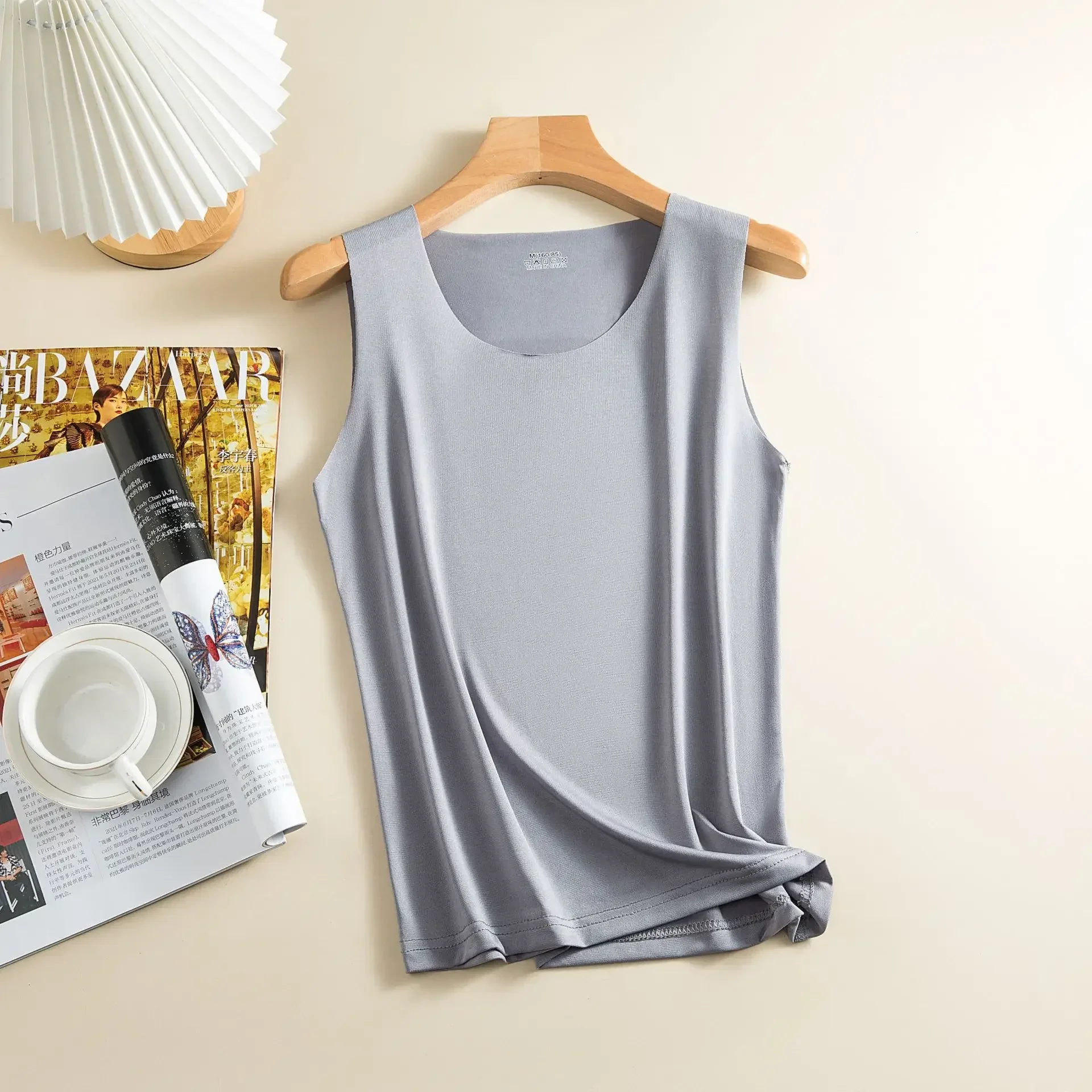 

Women's seamless ice silk vest Women's summer wear base body underwear slimming halter cross border small vest gray22