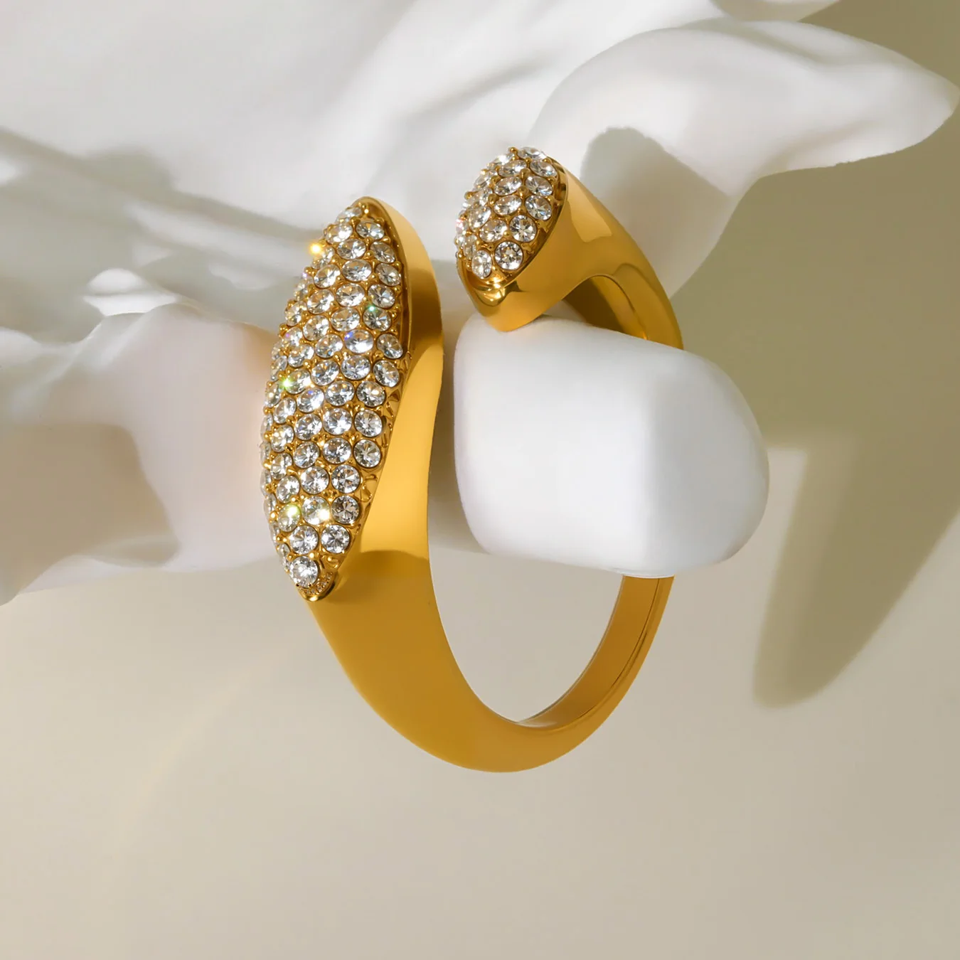 Große kleine ovale Design-ringe aus wasserdichtem Edelstahl, vergoldet, für Damen, glänzend, Party, Alltag, Schmuckzubehör – Detail 13