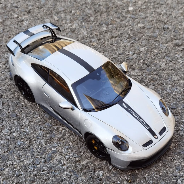 NOREV 1:18 scale New Porsche 911 992 GT3 2021 car model Sports car