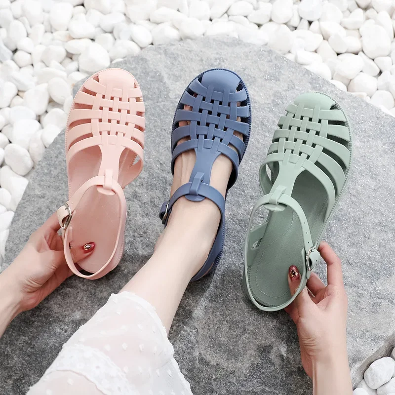 Baotou Flat-Bottom Color Matching Sandals Women