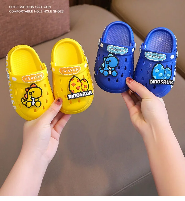 New Green Dinosaur Slippers Child Summer Mules Clogs Kids Indoor Slide Slippers Girls Boys Flip Flops Holes Sandal Cloud Slipper bata children's sandals