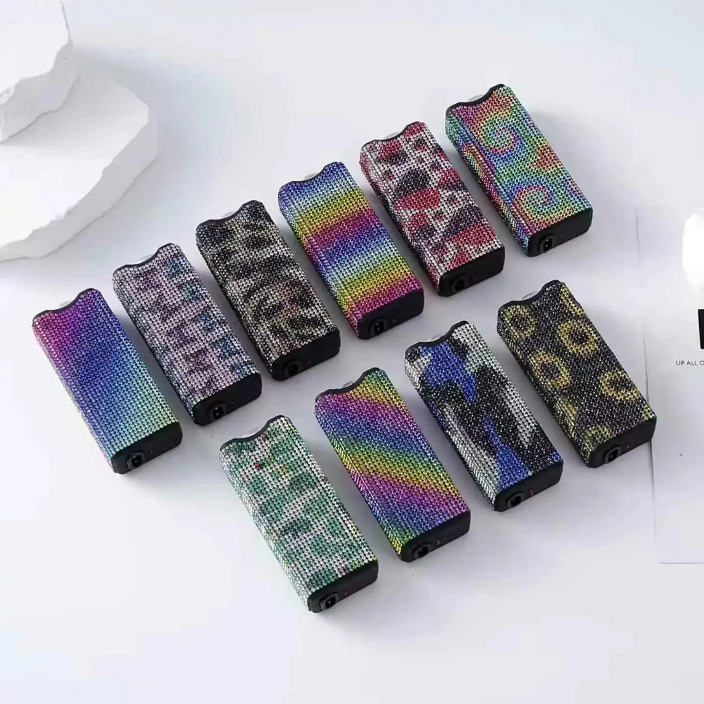 Description Picture 2 of itemDiamondInlaid Multifunctional Portable Outdoor Tool Flashlight Arc Lighter USB Rechargeable Women's Gift