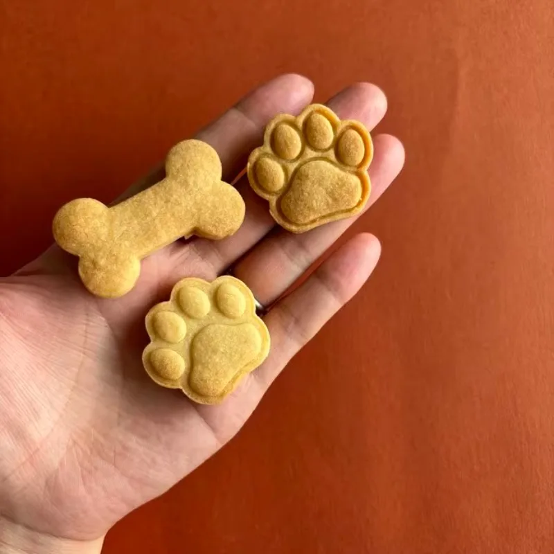 Cartoon Pet Claw Bone Cookie Mold