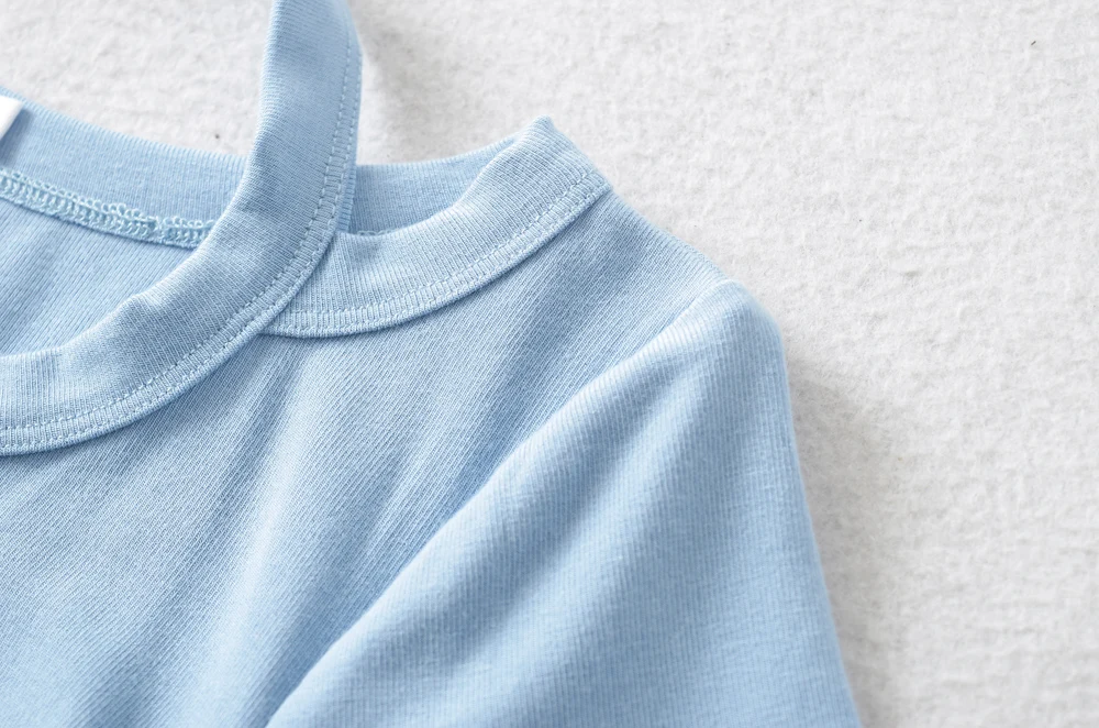 Women Short Sleeve Cropped Cotton T-shirt With Halter Collar And Side Folds Detail