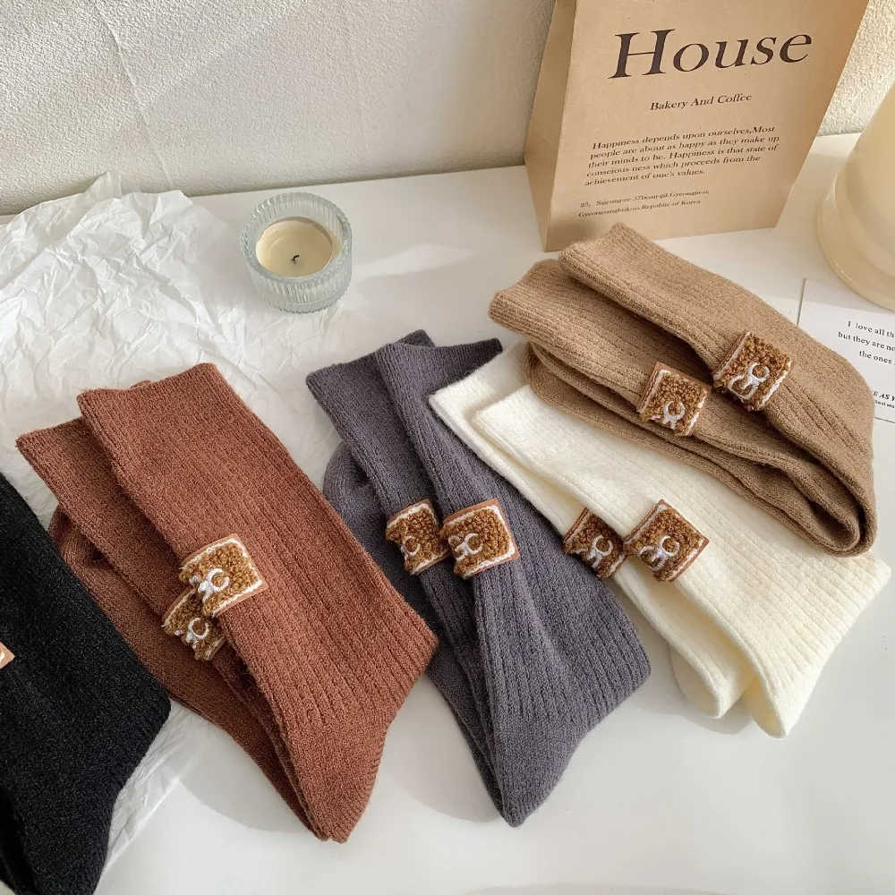 2024 New Warm Velvet Socks Autumn Winter Thickened Thick Line Mid-Tube Socks Trendy Heel Furry Label Snow Boot Socks Ins