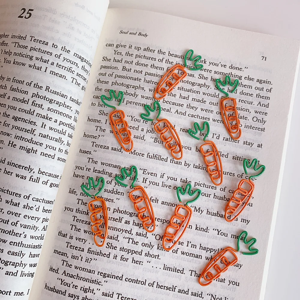 5Pcs Cartoon Cute Paper Clip Fruit Carrot Paper Clip White Radish Note Simulation White Radish Office Stationery paper clips