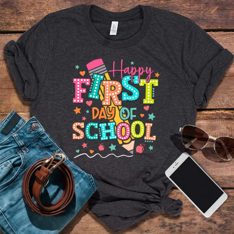 Happy First Day of School Tshirt 1st Day of School Vintage Clothes 2024 Gift for Teacher Harajuku Tops Aesthetic