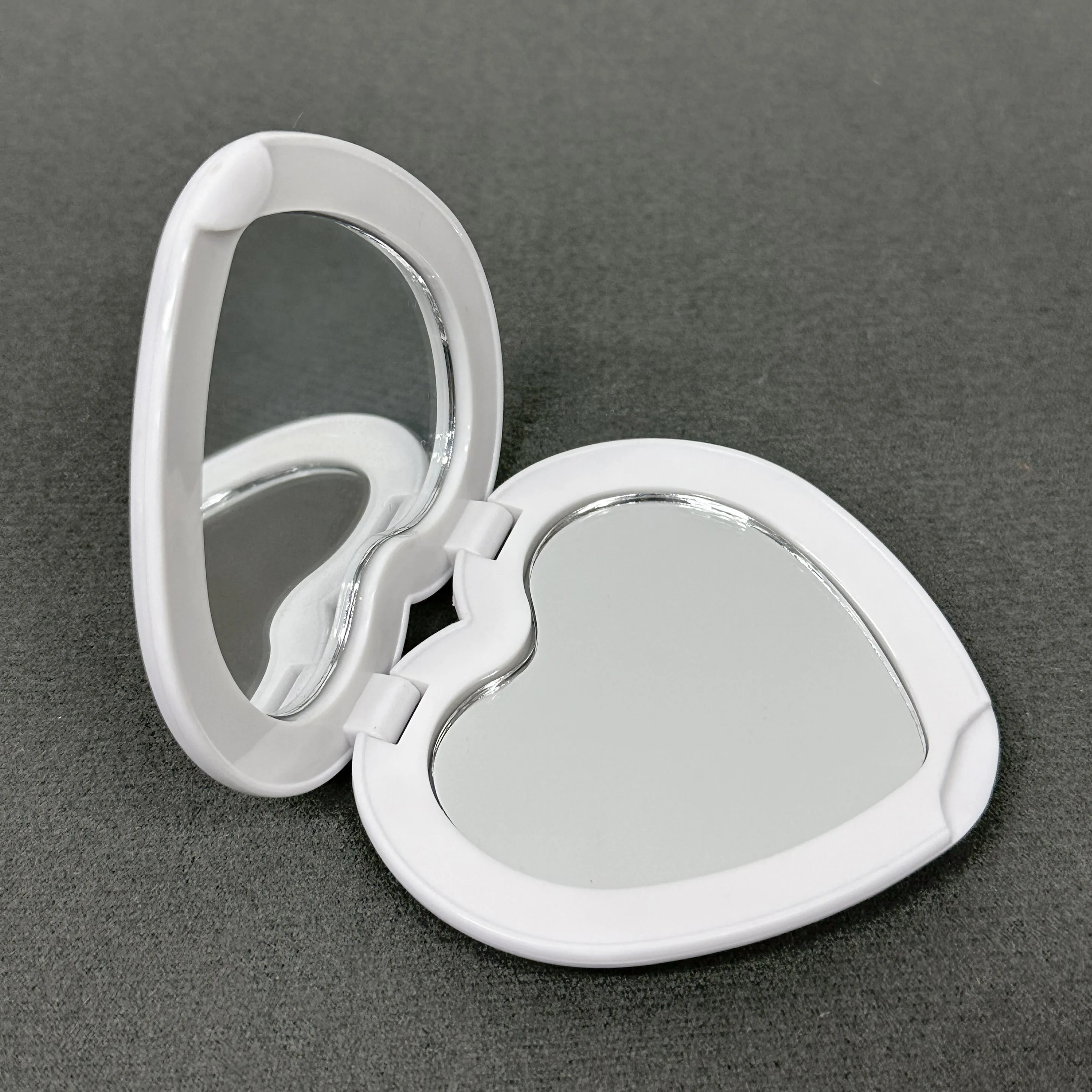 Red Heart Double Sided Mirror 2 Pack Heart Makeup Mirror Mini Pocket makeup mirror