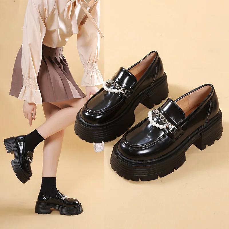 

Туфли-оксфорды женские с закрытым носком, Мокасины с круглым носком, на платформе, повседневные кроссовки, металлическая цепочка, черные, на осень